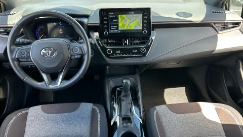 Toyota Corolla 2.0 180H TREK E-CVT TOURING SPORT
