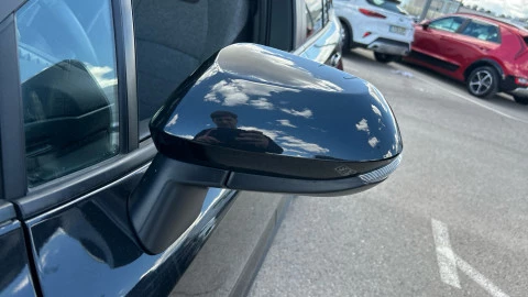 Toyota Corolla 2.0 180H TREK E-CVT TOURING SPORT