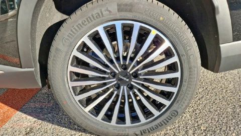 EBRO S800 1.6 TGDI Luxury 7 DCT