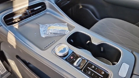 EBRO S800 1.6 TGDI Luxury 7 DCT