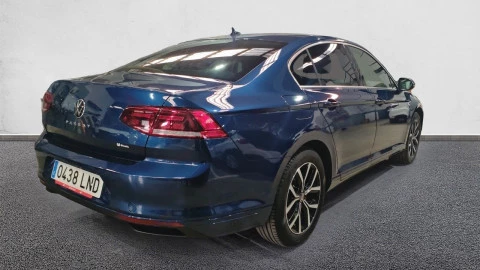 Volkswagen Passat Executive 1.5 TSI 110kW (150CV) DSG
