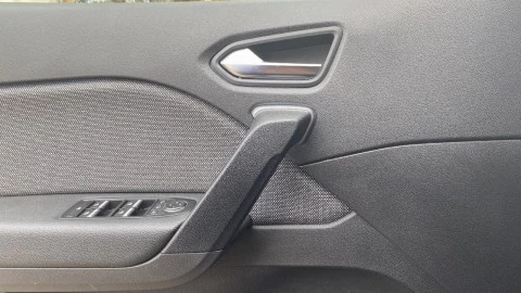 Renault Captur techno Eco-G 100cv (74 kW)