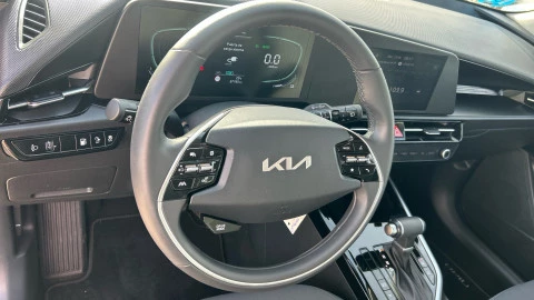Kia Niro 1.6 GDi PHEV 135kW (183CV) Concept