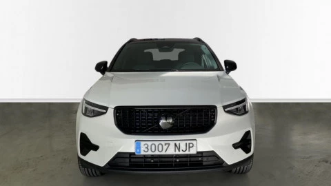 Volvo XC40 2.0 B3 G Black Edition Plus Auto
