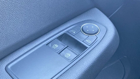 Renault Clio Intens TCe 67 kW (91CV)