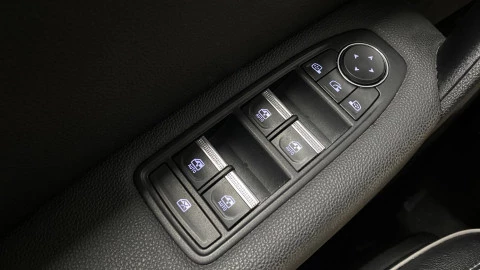 Renault Captur  E-TECH Hibrido Enchufable Zen 117kW