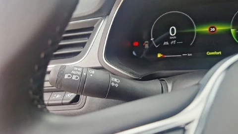 Renault Captur techno Eco-G 100cv (74 kW)