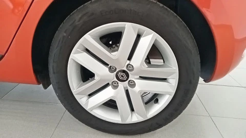 Renault Clio Evolution TCe 90 (67kw)