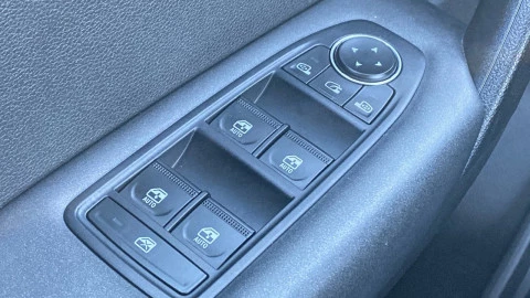 Renault Captur Intens TCe 74kW (100CV)