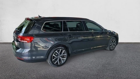 Volkswagen Passat Variant Executive 2.0 TDI 110kW DSG