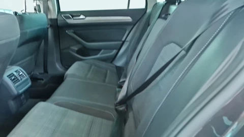 Volkswagen Passat Variant Executive 2.0 TDI 110kW DSG