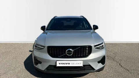 Volvo XC40 2.0 B3 G Plus Dark Auto