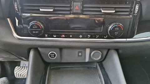 Nissan Qashqai DIG-T 116kW Xtronic N-Connecta