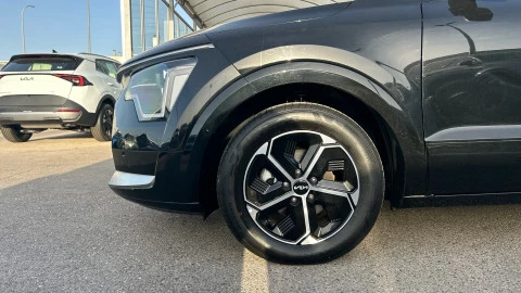 Kia Niro 1.6 GDi HEV 95kW (129CV) Drive