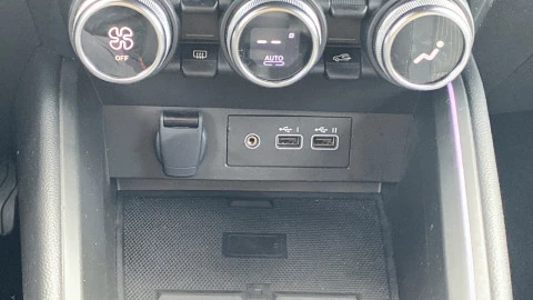 Renault Clio techno Eco-G 100cv (74kW)