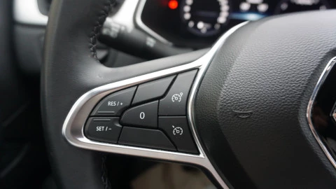 Renault Captur techno TCe 67kW (90CV)