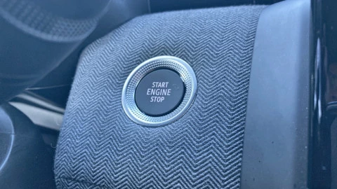 Renault Clio techno Eco-G 100cv (74kW)