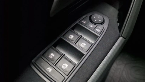 Dacia Duster Extreme TCE 96kW 48v (130CV) 4X2