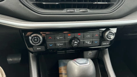 Jeep Compass eHybrid 1.5 MHEV 96kW Altitude Dct