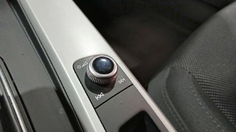 Audi A4 Advanced 30 TDI 100kW (136CV) S tronic