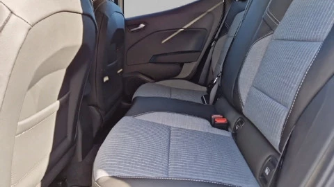 Renault Clio Techno TCe 90 (67kw)