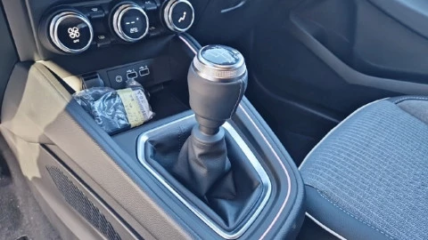 Renault Clio Techno TCe 90 (67kw)