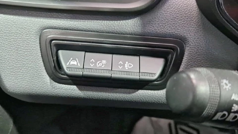 Renault Clio Intens Blue dCi 74kW (100CV)