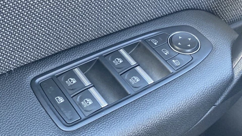 Renault Captur techno Eco-G 100cv (74 kW)