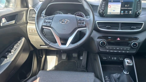 Hyundai Tucson Tecno 2WD Hyundai Tucson Tecno 2WD