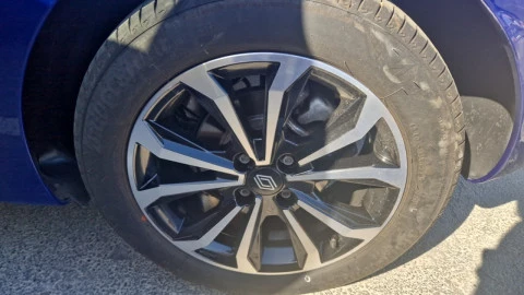 Renault Clio techno Eco-G 100cv (74kW)