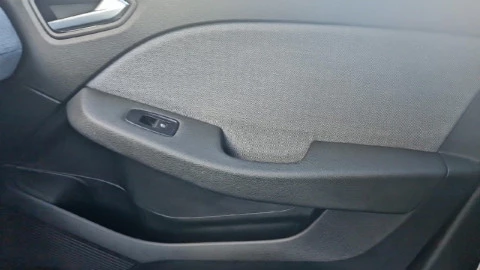 Renault Clio techno Eco-G 100cv (74kW)