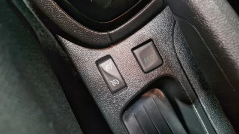 Renault Clio Limited TCe 66kW (90CV) GLP -18