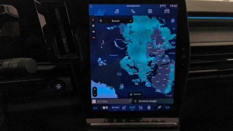 Renault Espace Techno E-Tech Hybrid