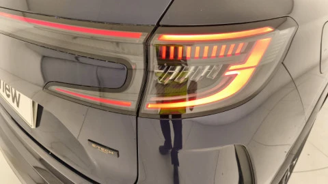 Renault Espace Techno E-Tech Hybrid