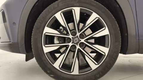 Renault Espace Techno E-Tech Hybrid
