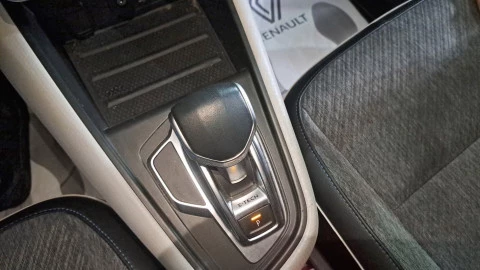 Renault Captur  E-TECH Hibrido Enchufable SL 117kW