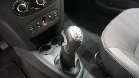 Dacia Sandero SL Trotamundos TCE 66kW (90CV)