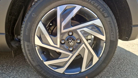 Hyundai Bayon 1.0 TGDI 74kW (100CV) 48V Maxx