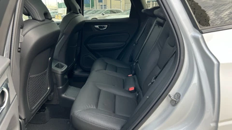 Volvo XC60 T6 Recharge Plus Dark AWD Auto 257 kW (350 CV)