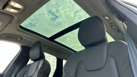 Volvo XC60 T6 Recharge Plus Dark AWD Auto 257 kW (350 CV)