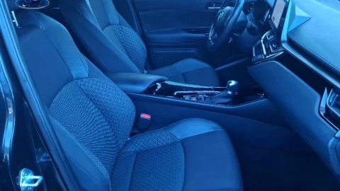 Toyota C-HR 1.8 125H Active