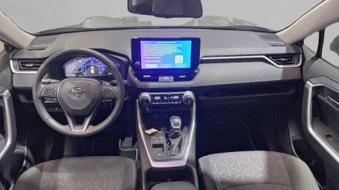 Toyota Rav4 2.5l 220H Advance