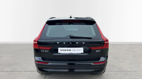 Volvo XC60 2.0 B5 G AWD Core Auto