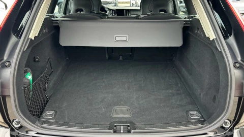 Volvo XC60 2.0 B5 G AWD Core Auto