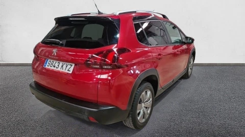 Peugeot 2008 Signature 1.2 PureTech 60KW (82CV)