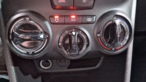 Peugeot 2008 Signature 1.2 PureTech 60KW (82CV)
