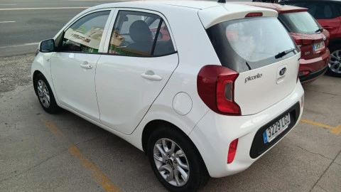 Kia Picanto BERLINA CON PORTÓN 1.0 CVVT CONCEPT PACK COMFORT 67 5P