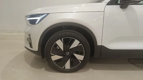 Volvo EC40 Recharge Single Extended Plus Auto