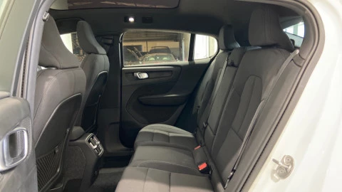 Volvo EC40 Recharge Single Extended Plus Auto