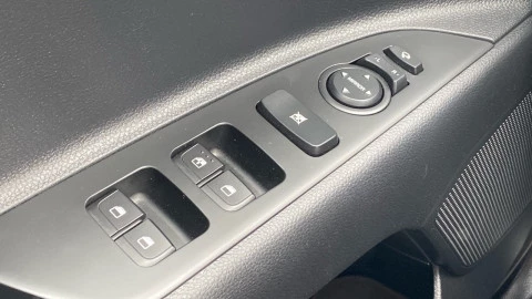 Kia Stonic 1.2 DPi 62kW (84CV) Drive